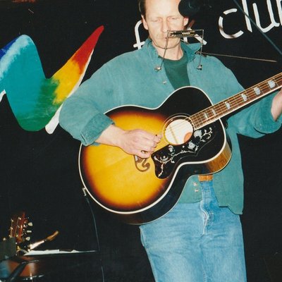R.J. Ray performing live on May 15, 1999